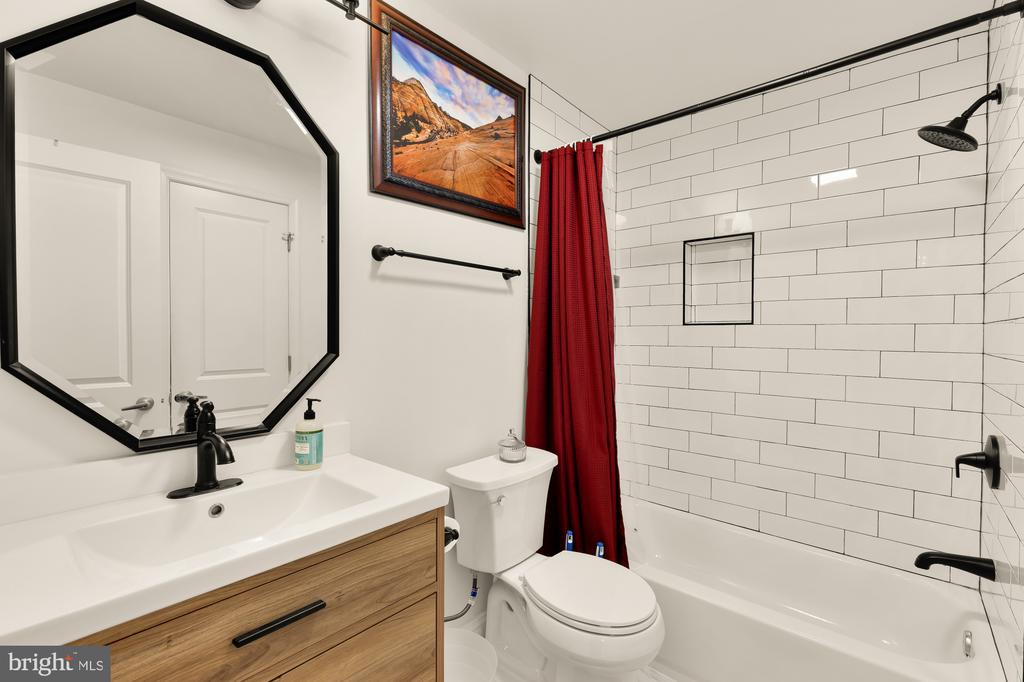 1418 W STREET NW Unit: 405
