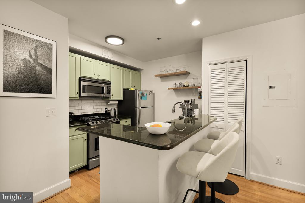 1418 W STREET NW Unit: 405