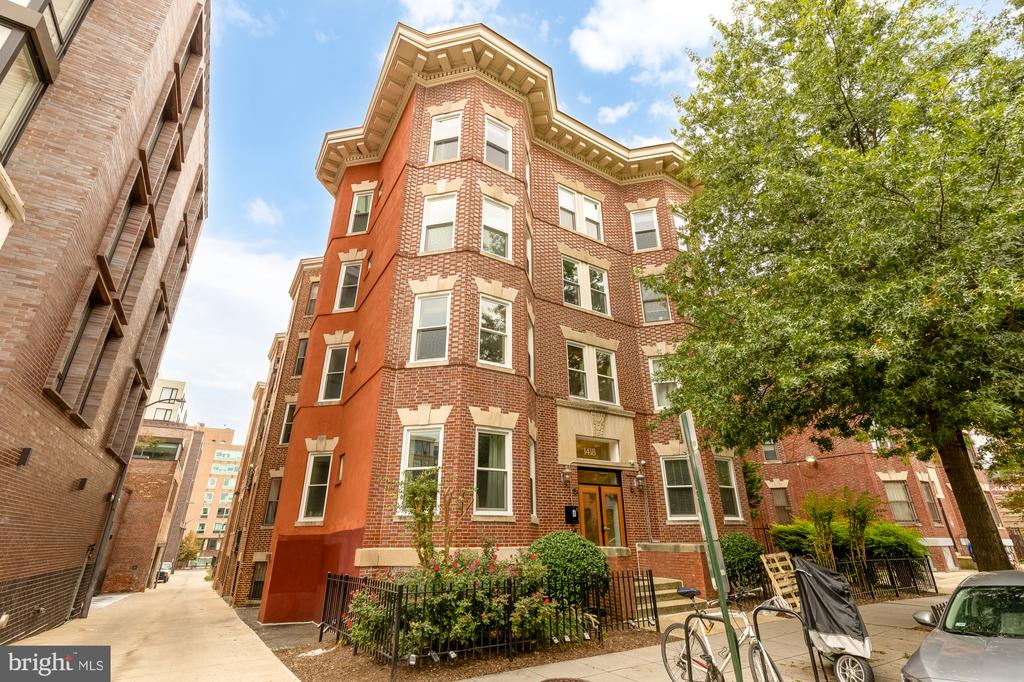 1418 W STREET NW Unit: 405