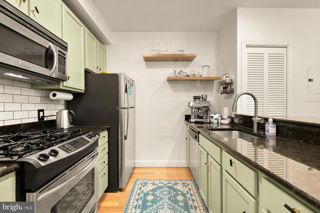 1418 W STREET NW Unit: 405