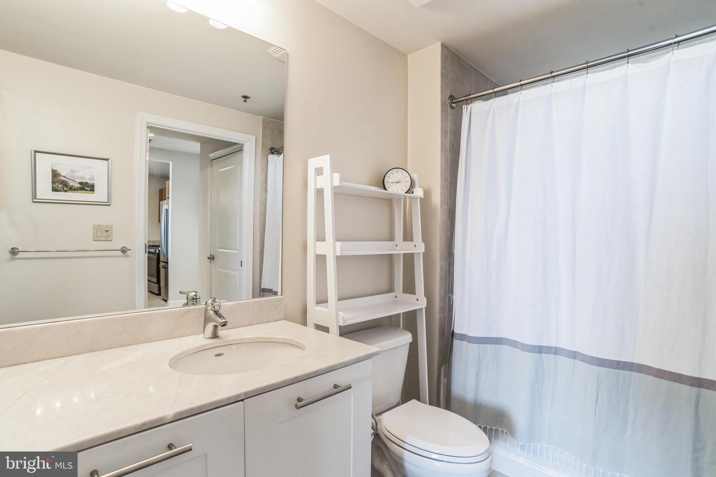 5750 BOU AVENUE Unit: 604
