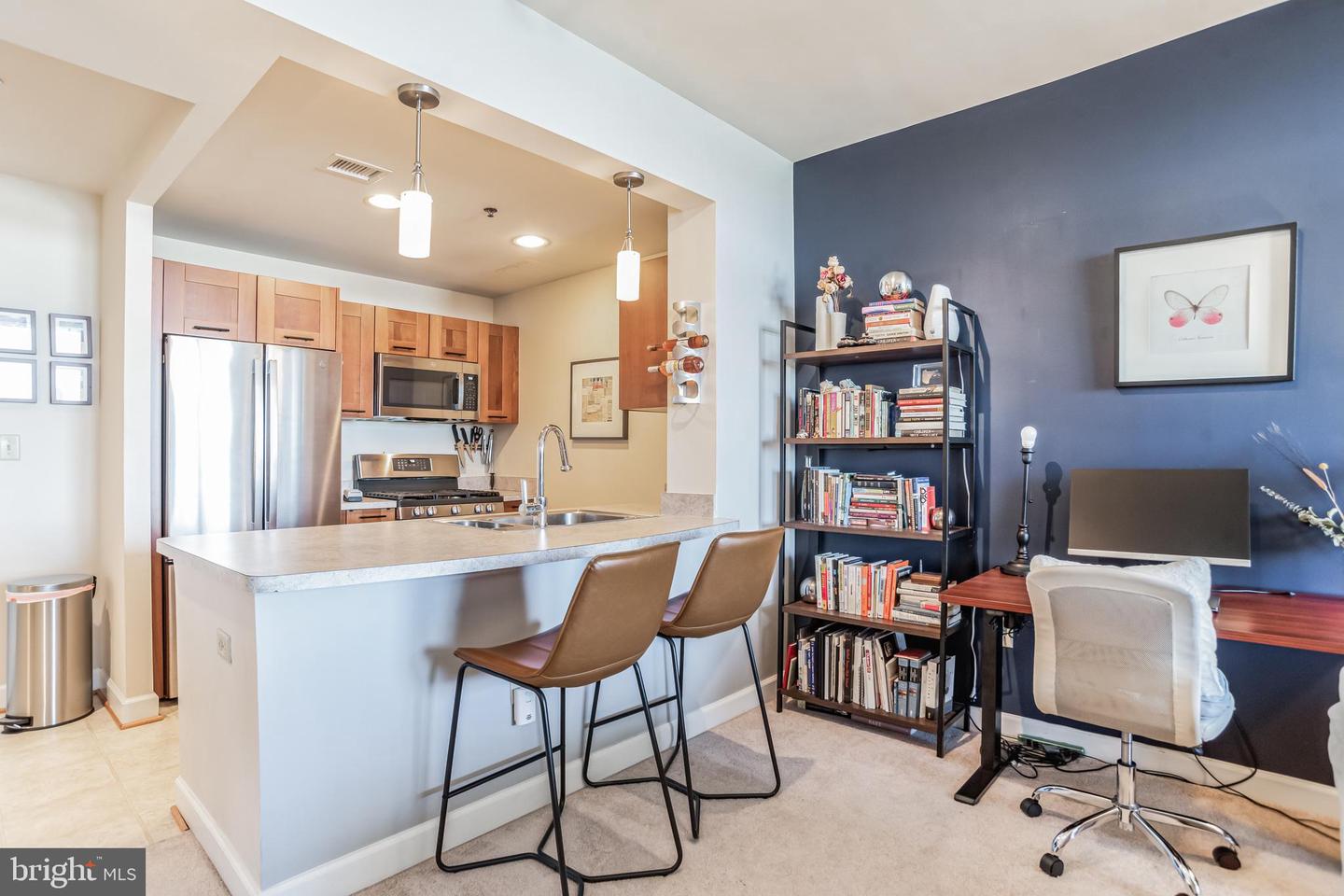 5750 BOU AVENUE Unit: 604