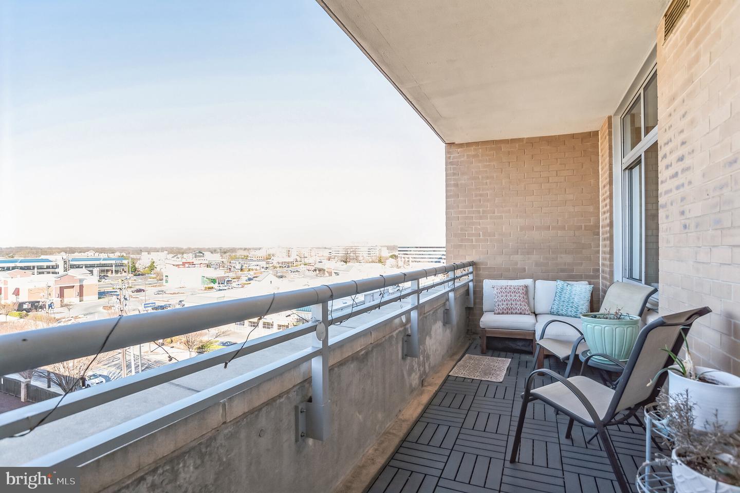 5750 BOU AVENUE Unit: 604