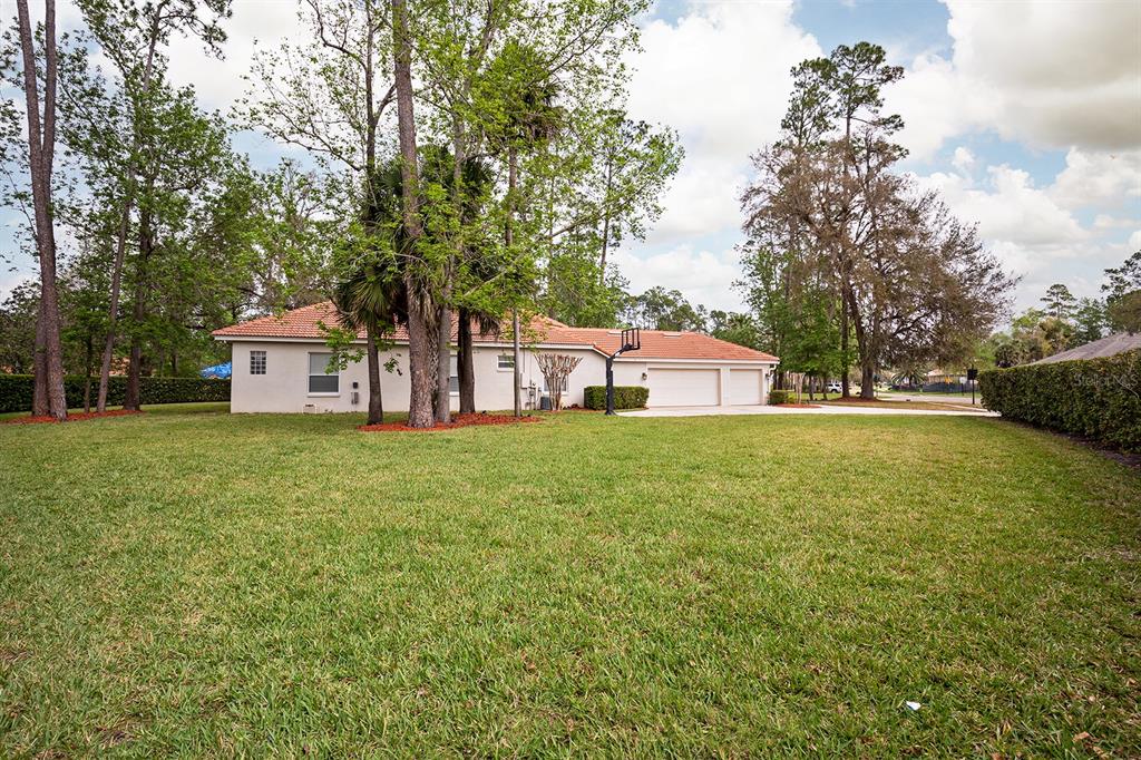 1553 SHADOWMOSS CIRCLE