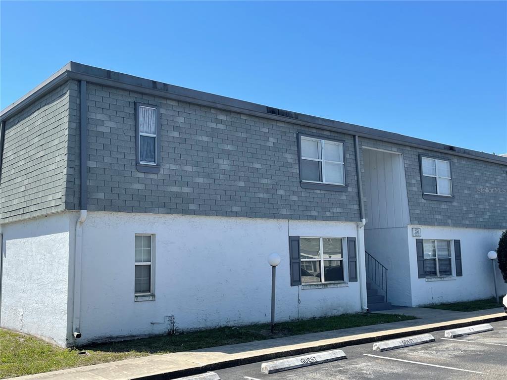 1000 S SEMORAN BOULEVARD Unit: 703