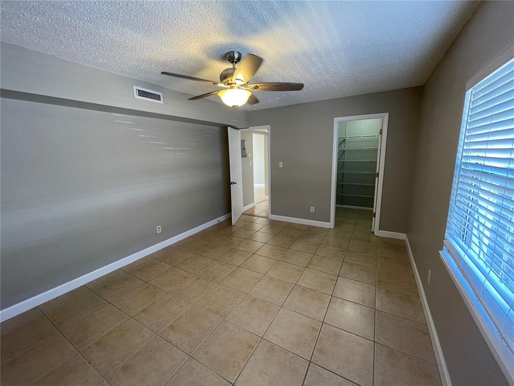1000 S SEMORAN BOULEVARD Unit: 703
