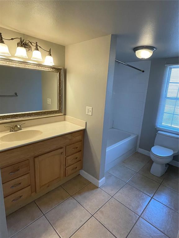 1000 S SEMORAN BOULEVARD Unit: 703