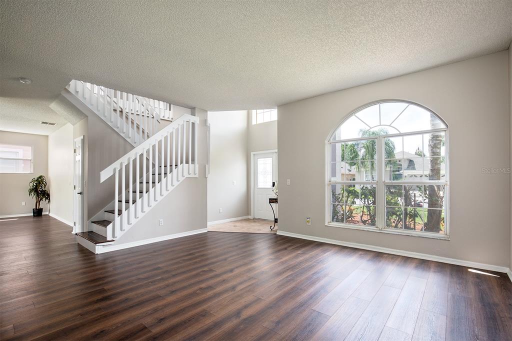 3854 REGENTS WAY