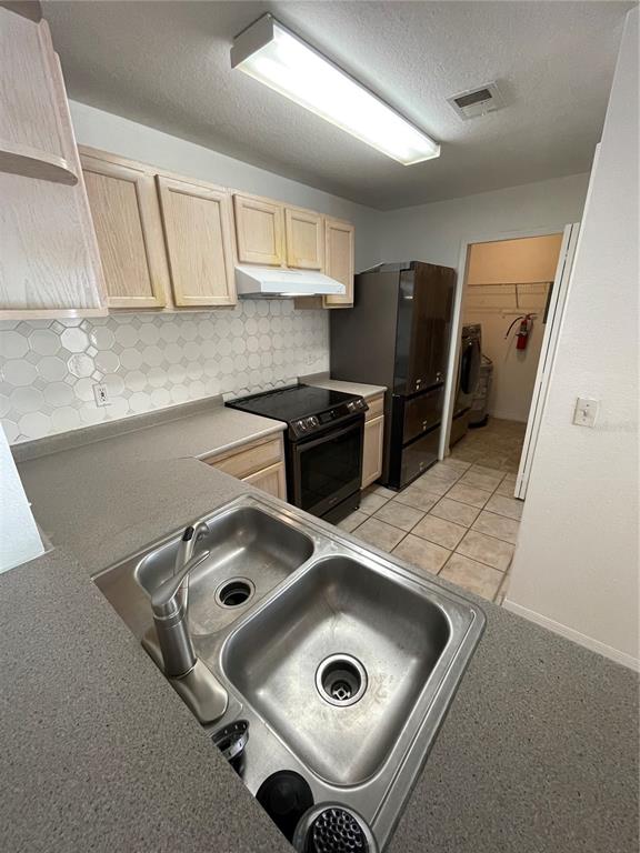 8903 LATREC AVENUE Unit: 3203