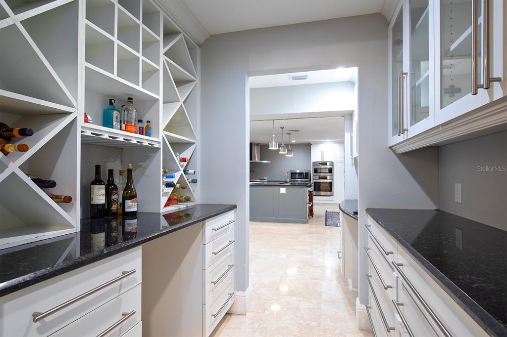 204 RIVER BEND COURT