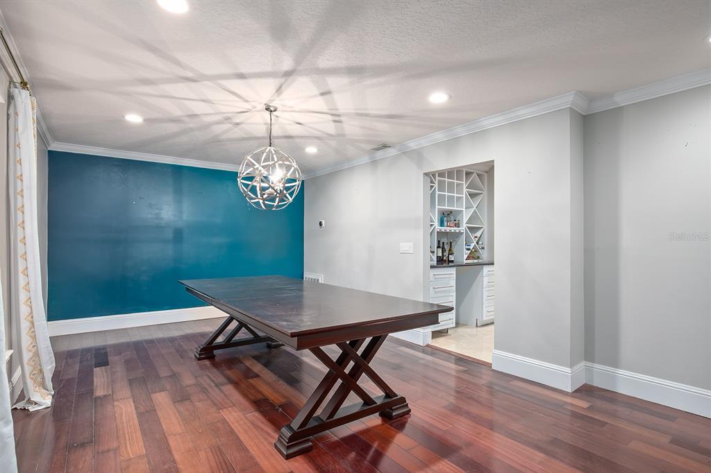 204 RIVER BEND COURT