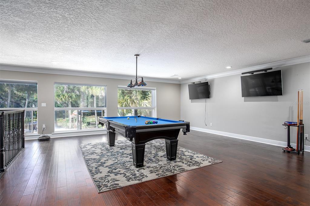 204 RIVER BEND COURT