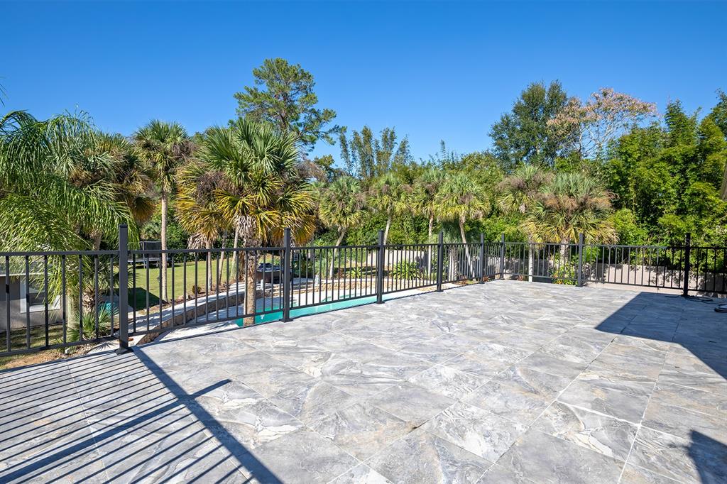 204 RIVER BEND COURT