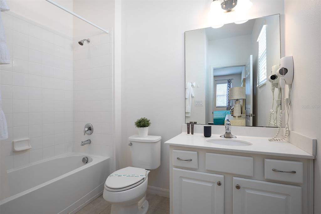 4435 SHIVA LOOP