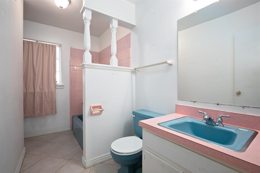 1770 ALGONQUIN TRAIL