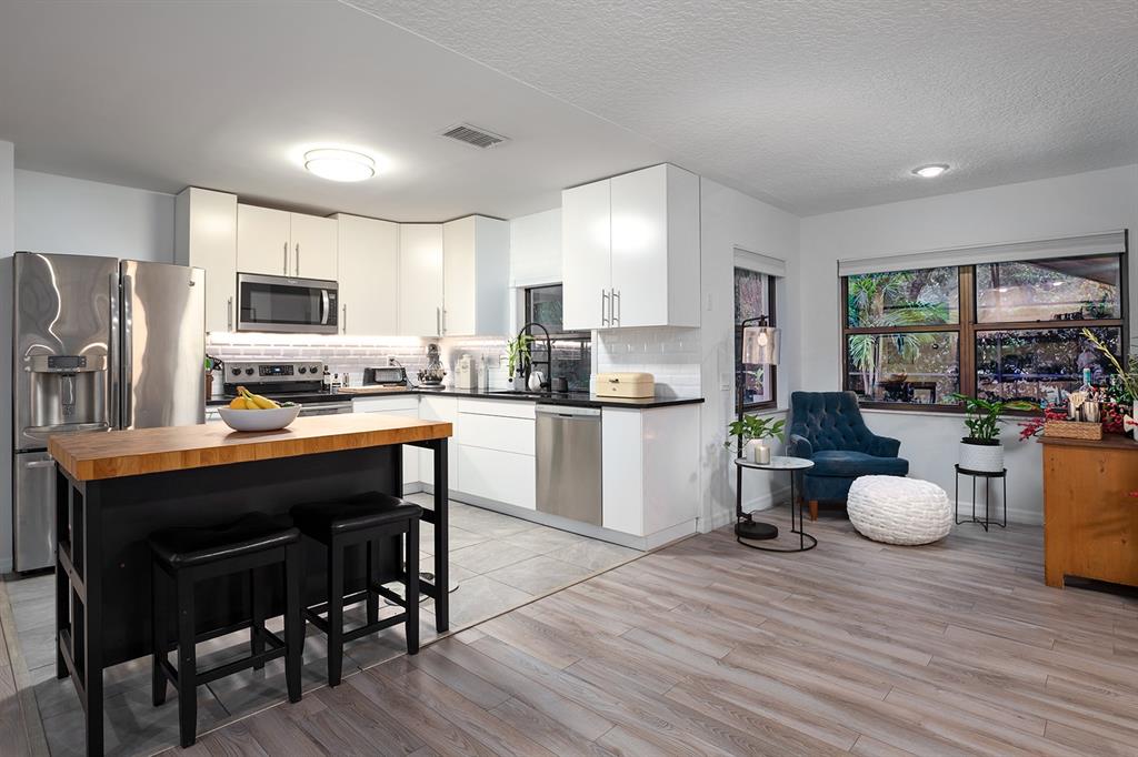 7308 PINEMOUNT DRIVE