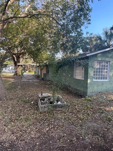 1403 W 13TH PLACE