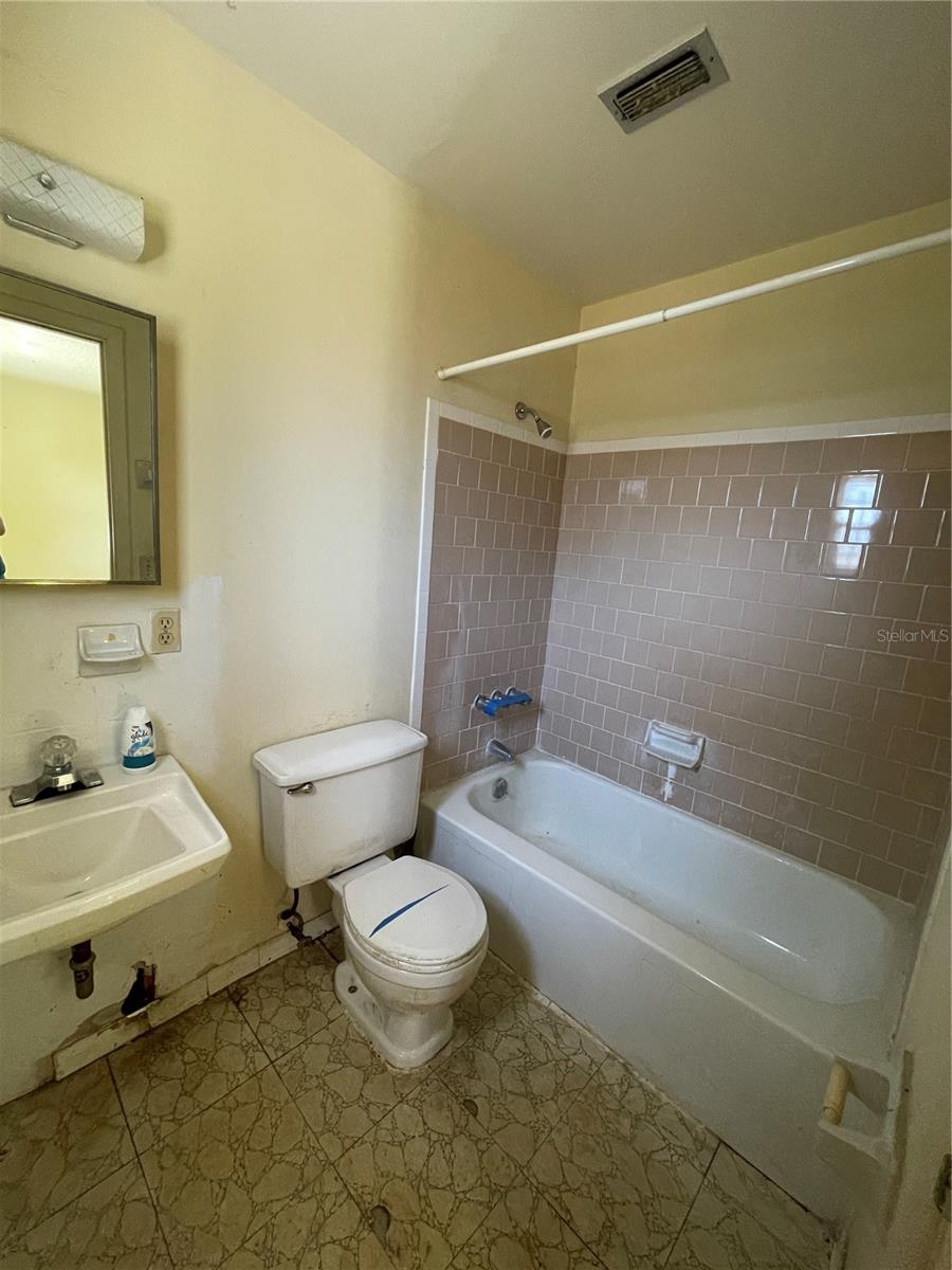 4700 PLEASANT VALLEY COURT