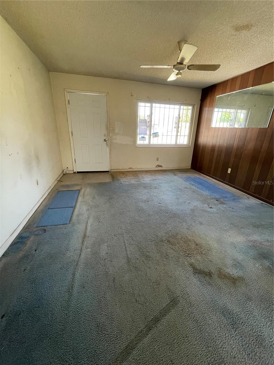 4700 PLEASANT VALLEY COURT