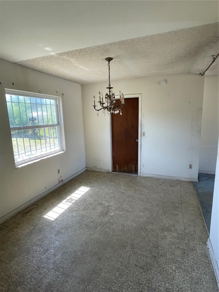 4700 PLEASANT VALLEY COURT