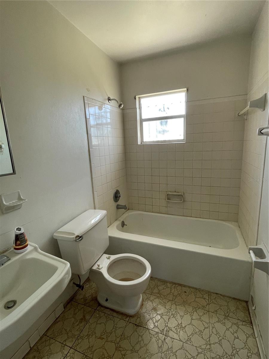 4700 PLEASANT VALLEY COURT
