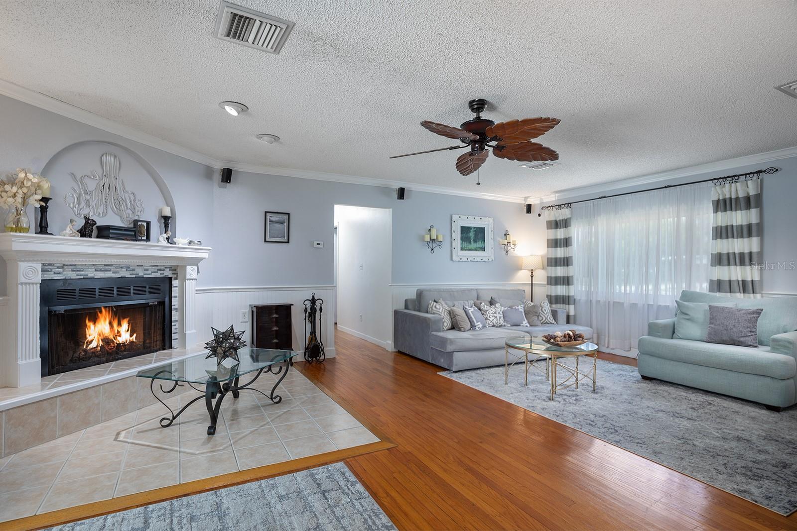 2423 ELDERWOOD COURT