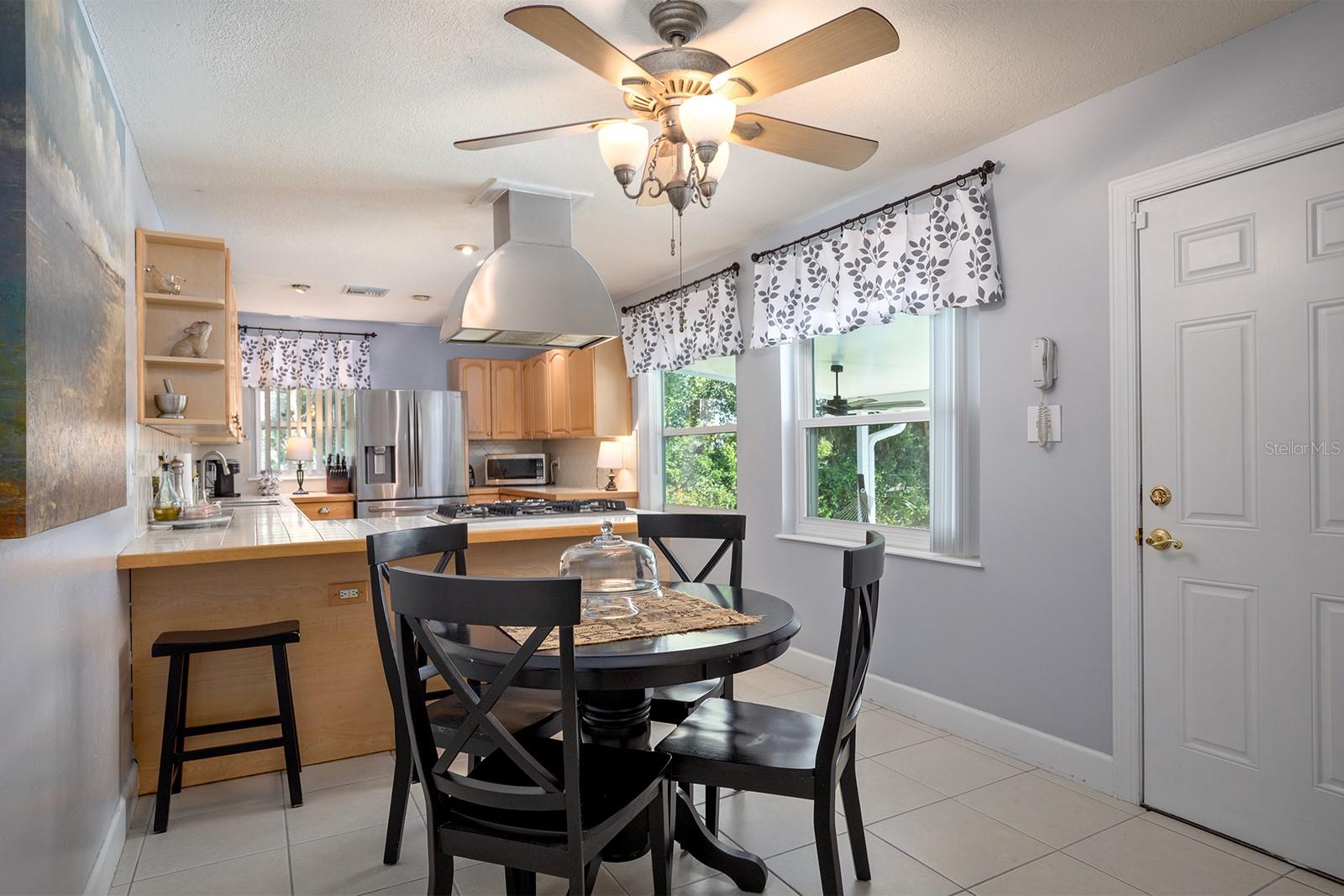 2423 ELDERWOOD COURT