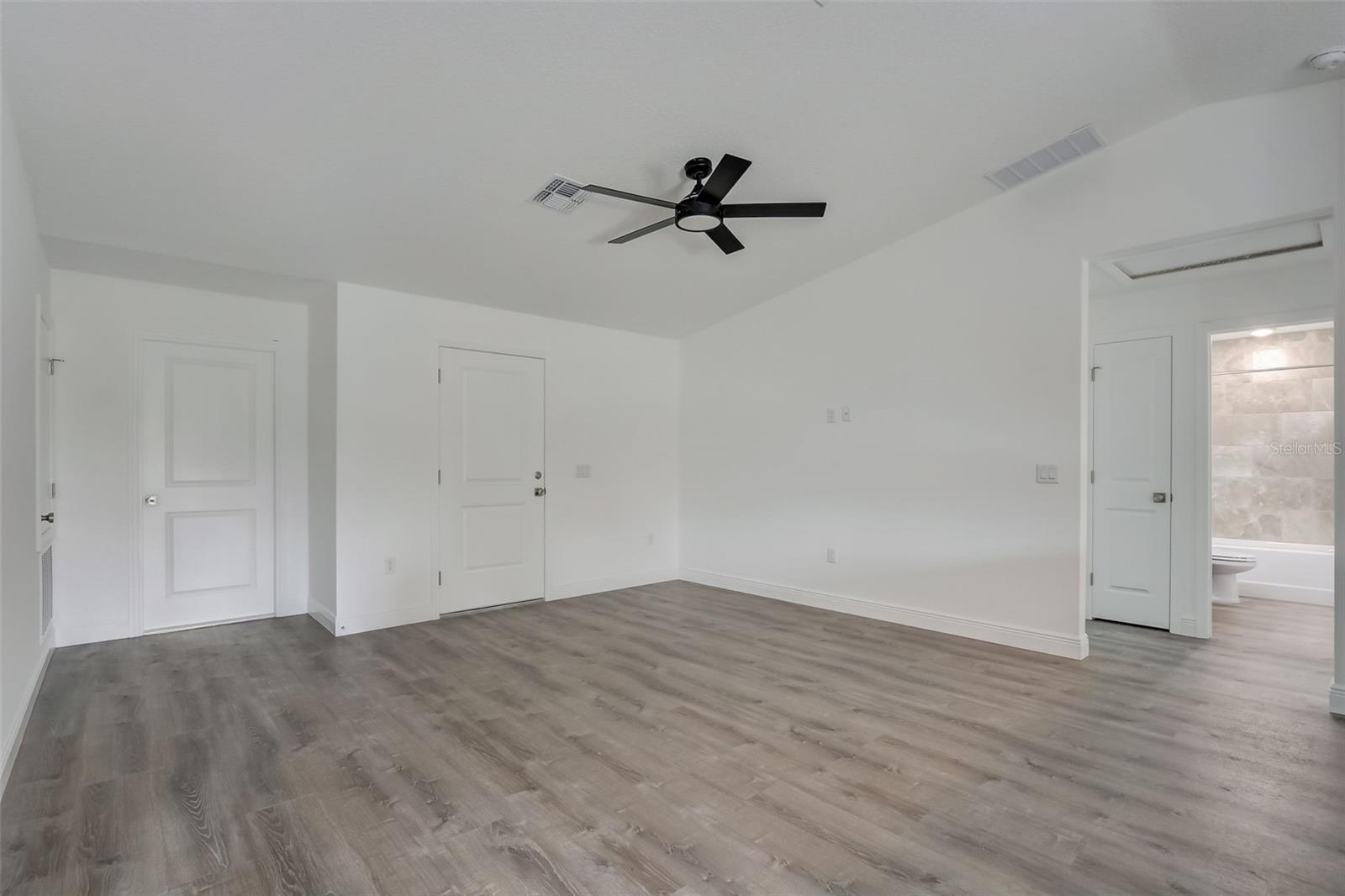 1854 LILLIAN DRIVE