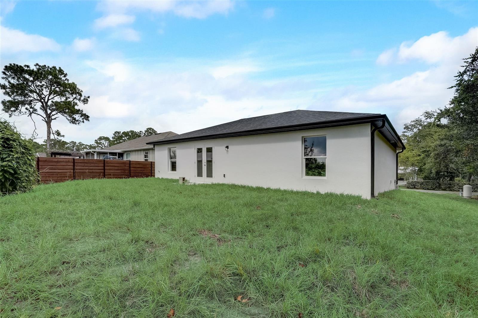 1854 LILLIAN DRIVE