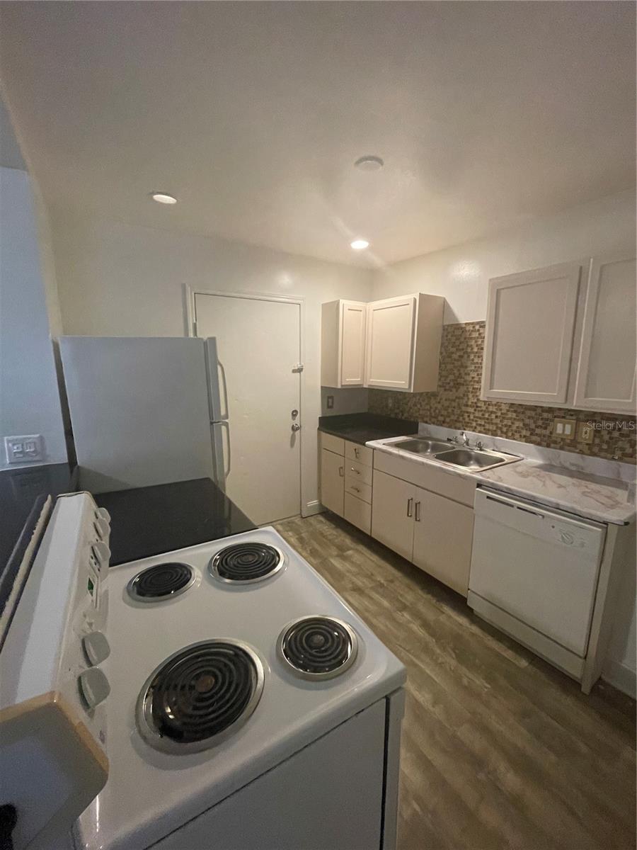 1954 CONWAY ROAD Unit: 11