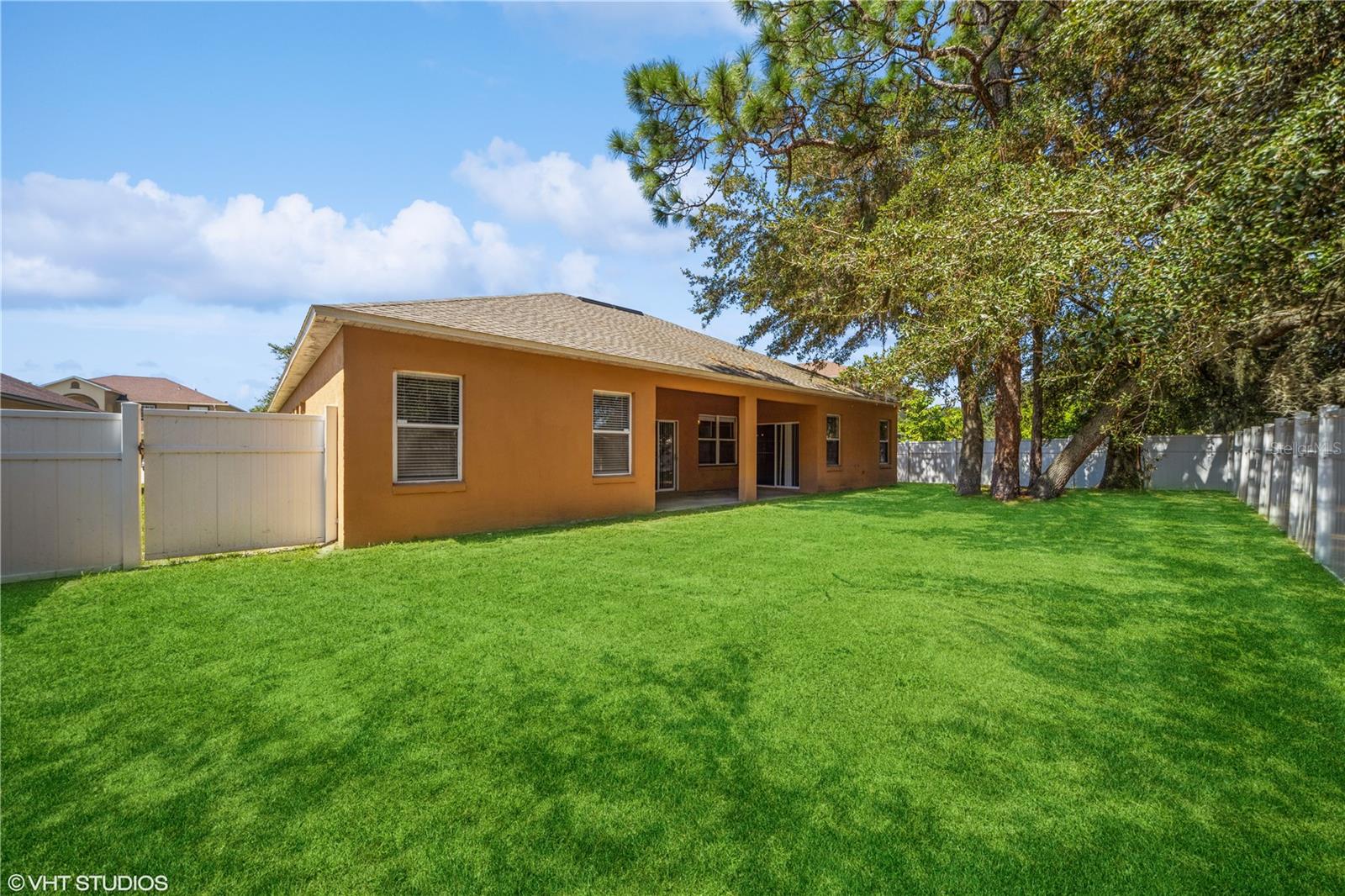 468 ACACIA TREE WAY
