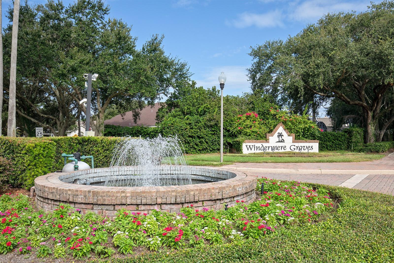 835 GROVESMERE LOOP