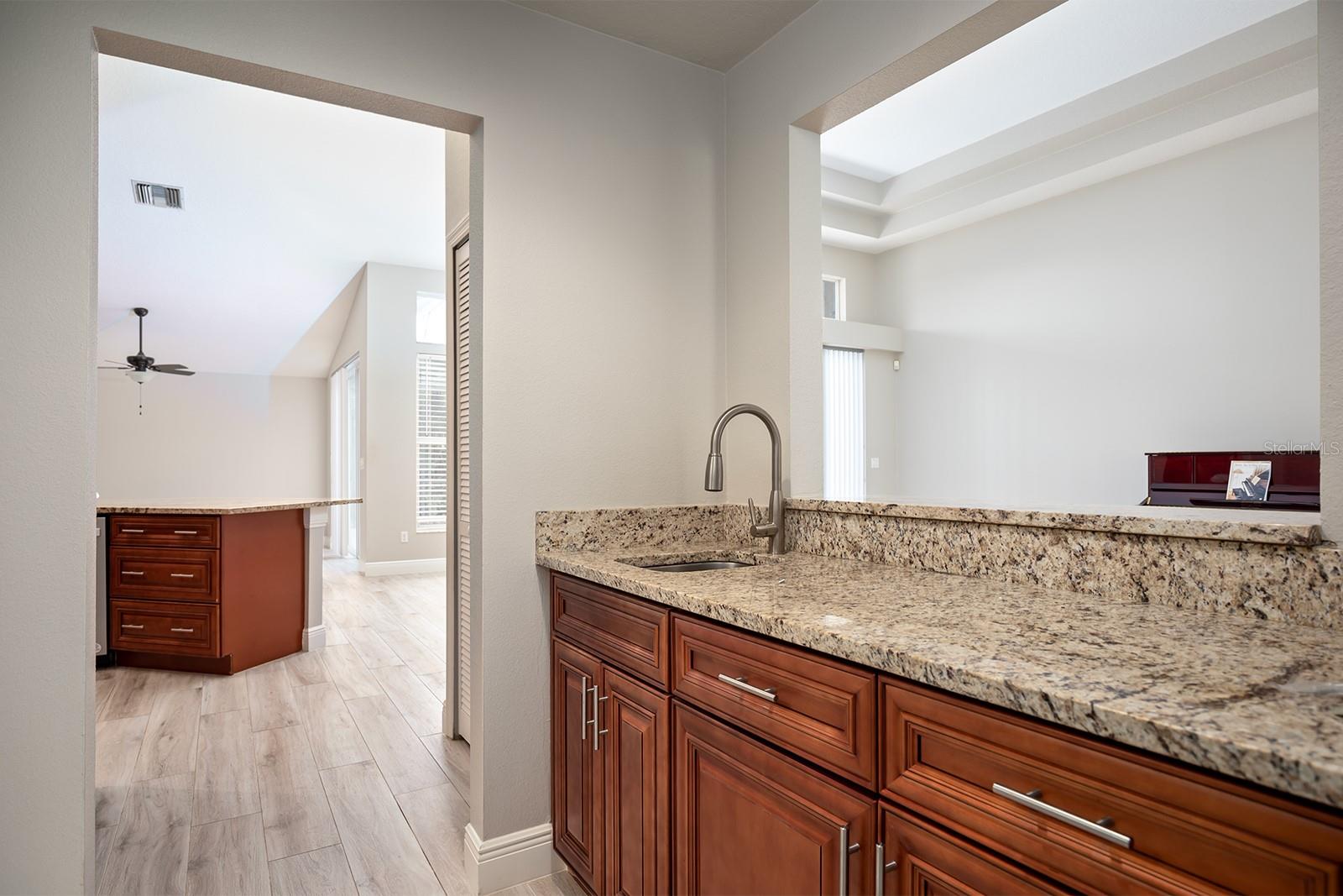 835 GROVESMERE LOOP