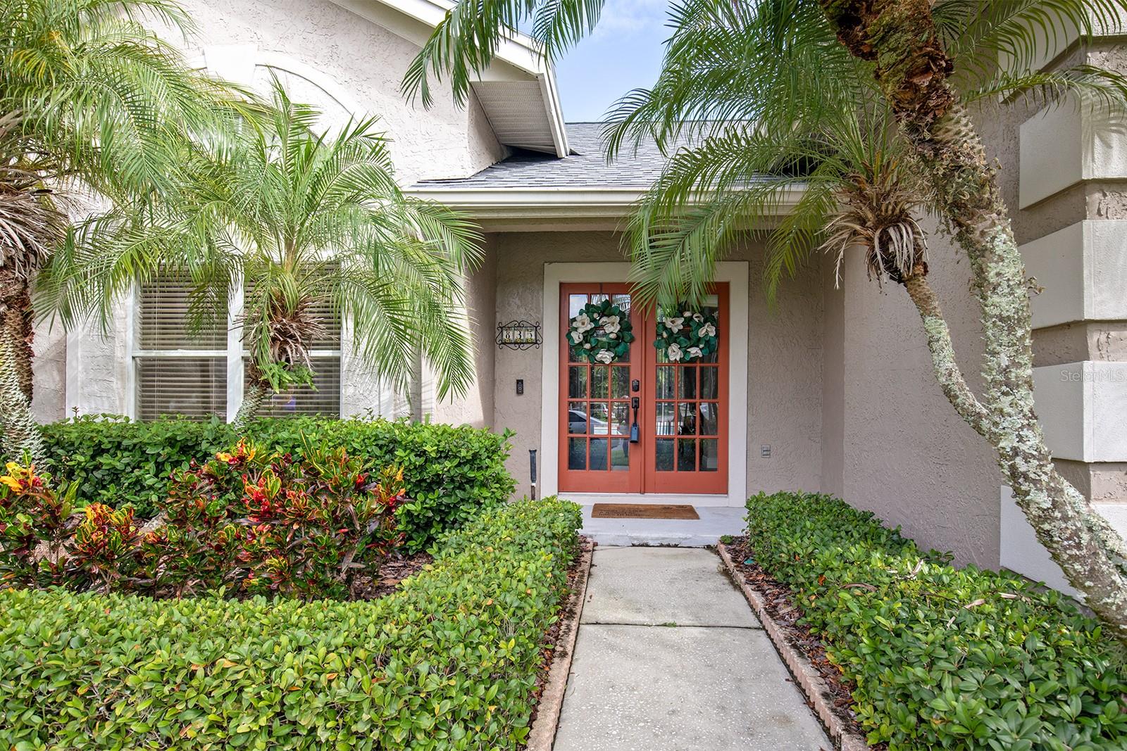 835 GROVESMERE LOOP