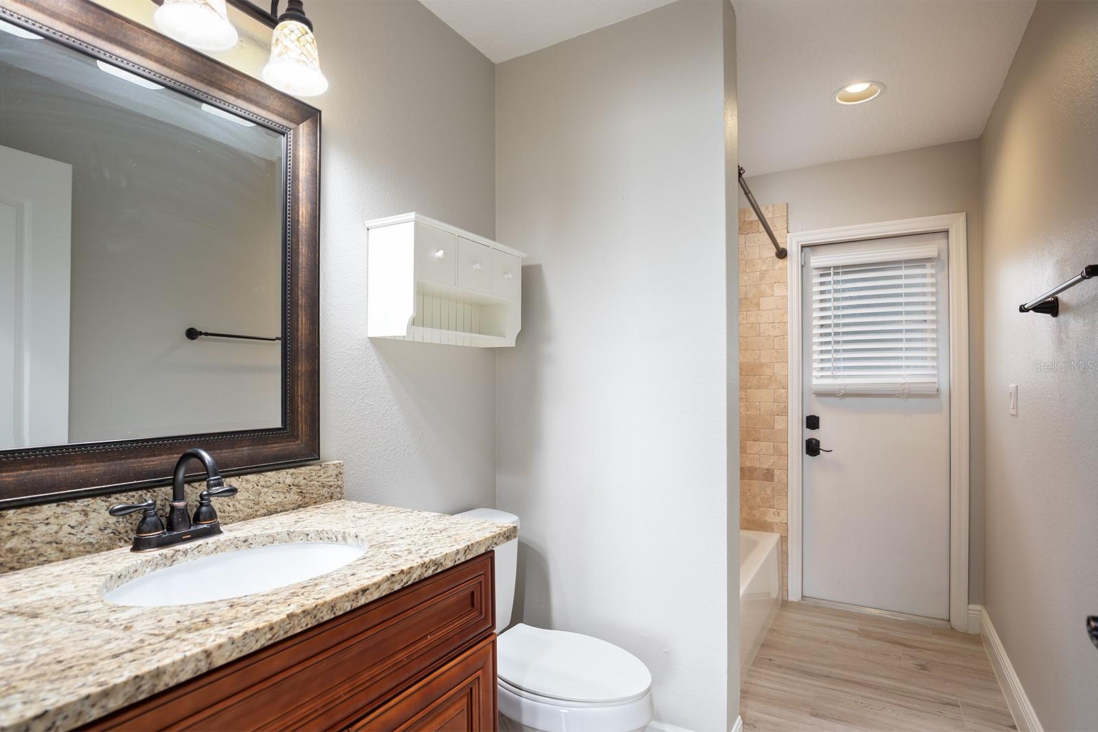 835 GROVESMERE LOOP