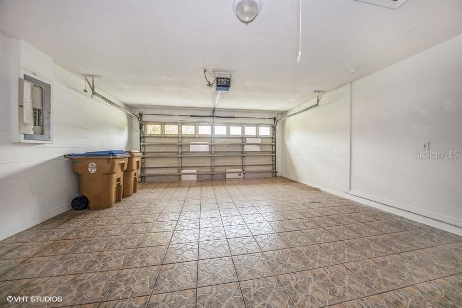 1147 PERPIGNAN COURT