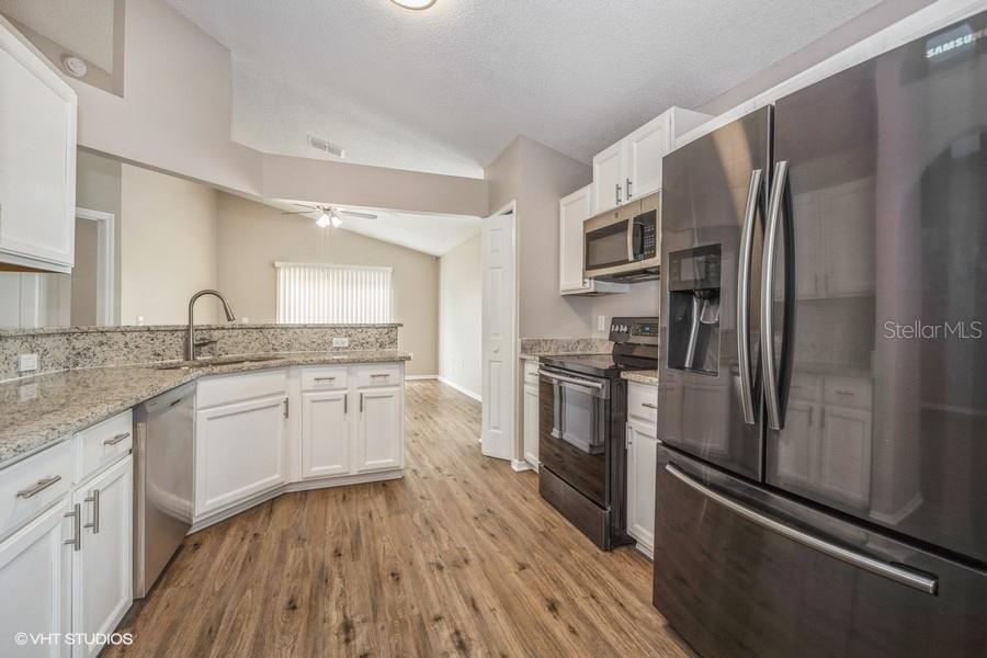 1147 PERPIGNAN COURT