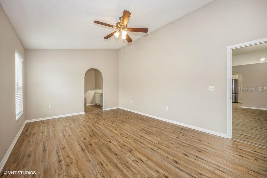 1147 PERPIGNAN COURT