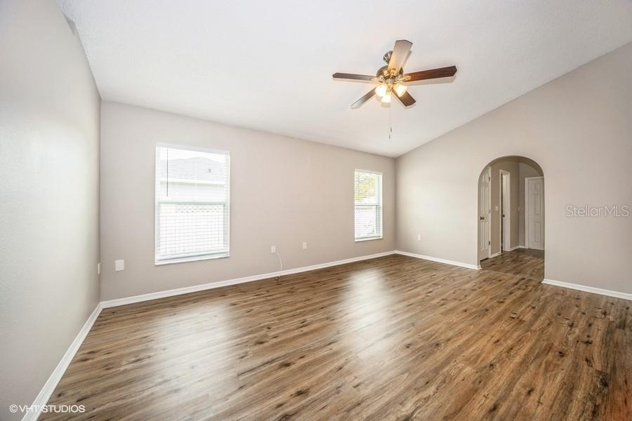 1147 PERPIGNAN COURT