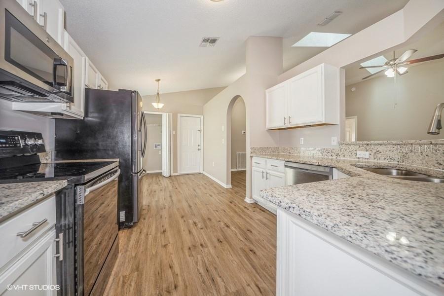 1147 PERPIGNAN COURT