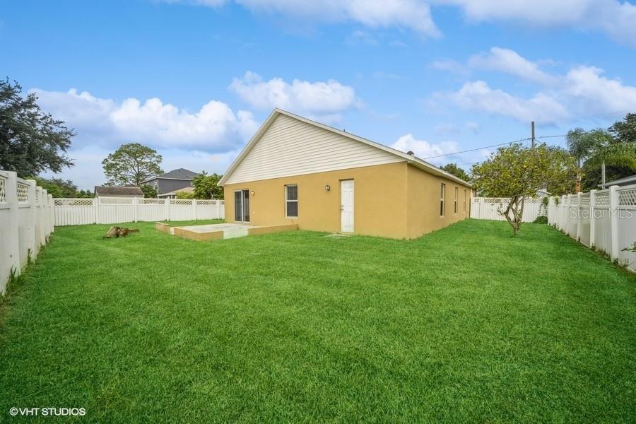 1147 PERPIGNAN COURT