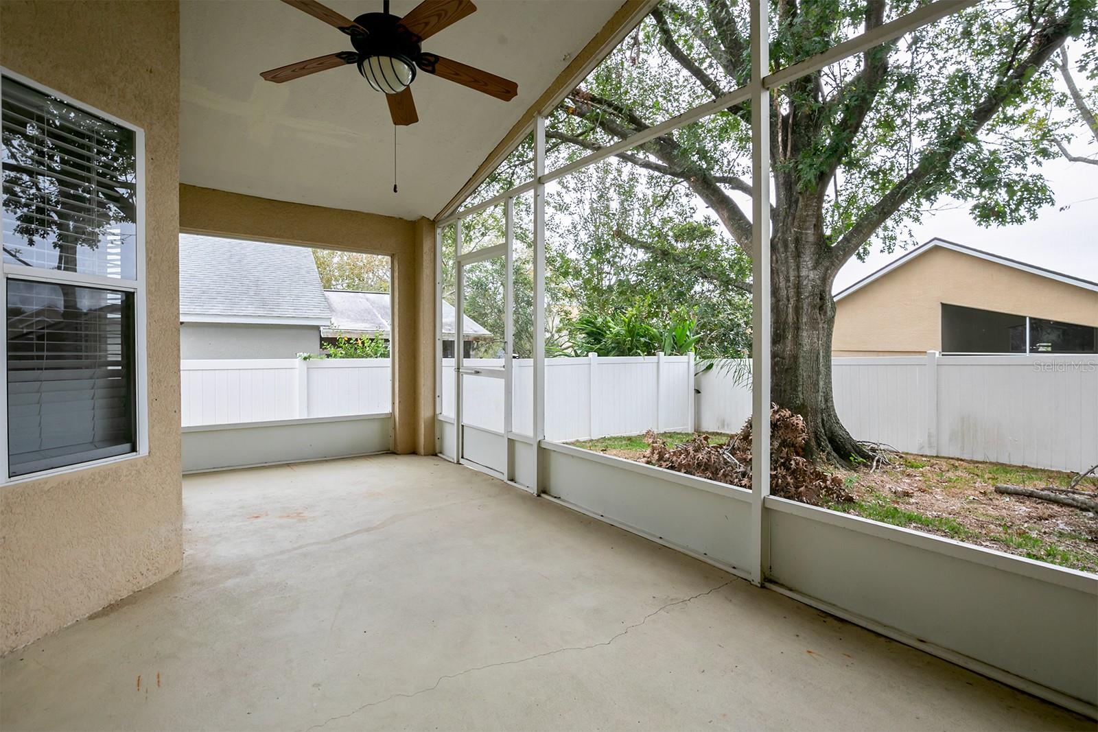 2822 MAYFLOWER LOOP