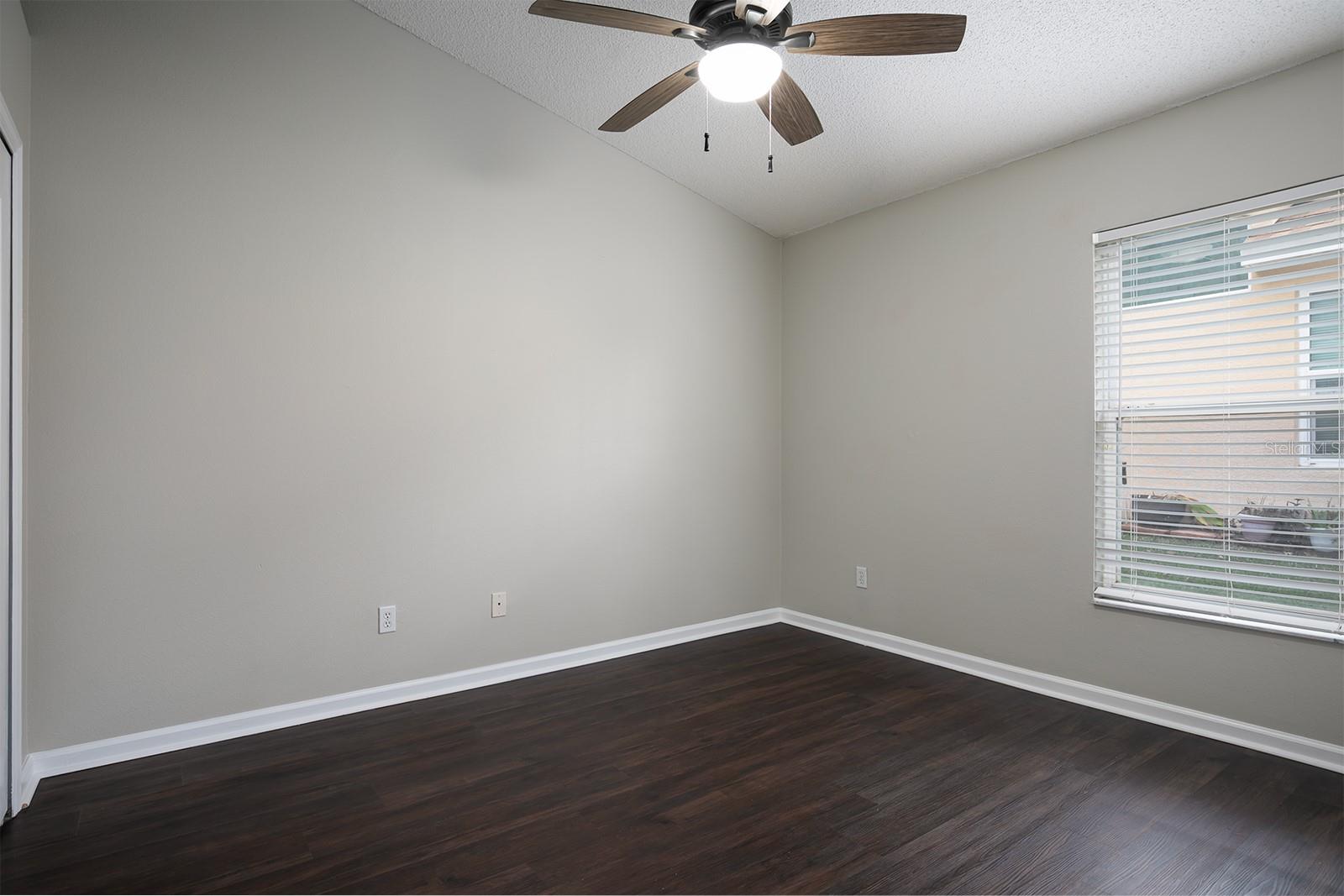 2822 MAYFLOWER LOOP