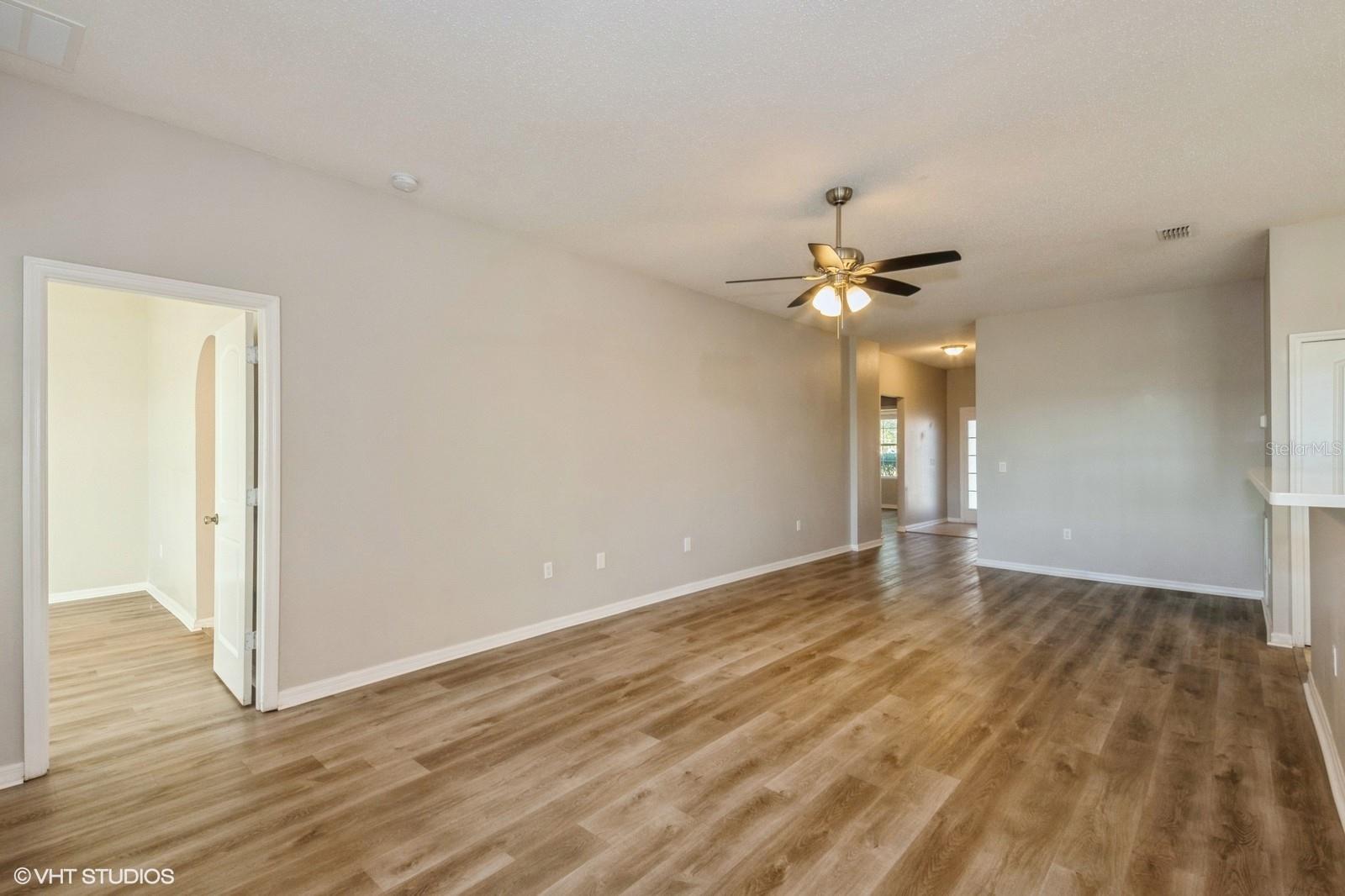 5490 SILVER THISTLE LANE