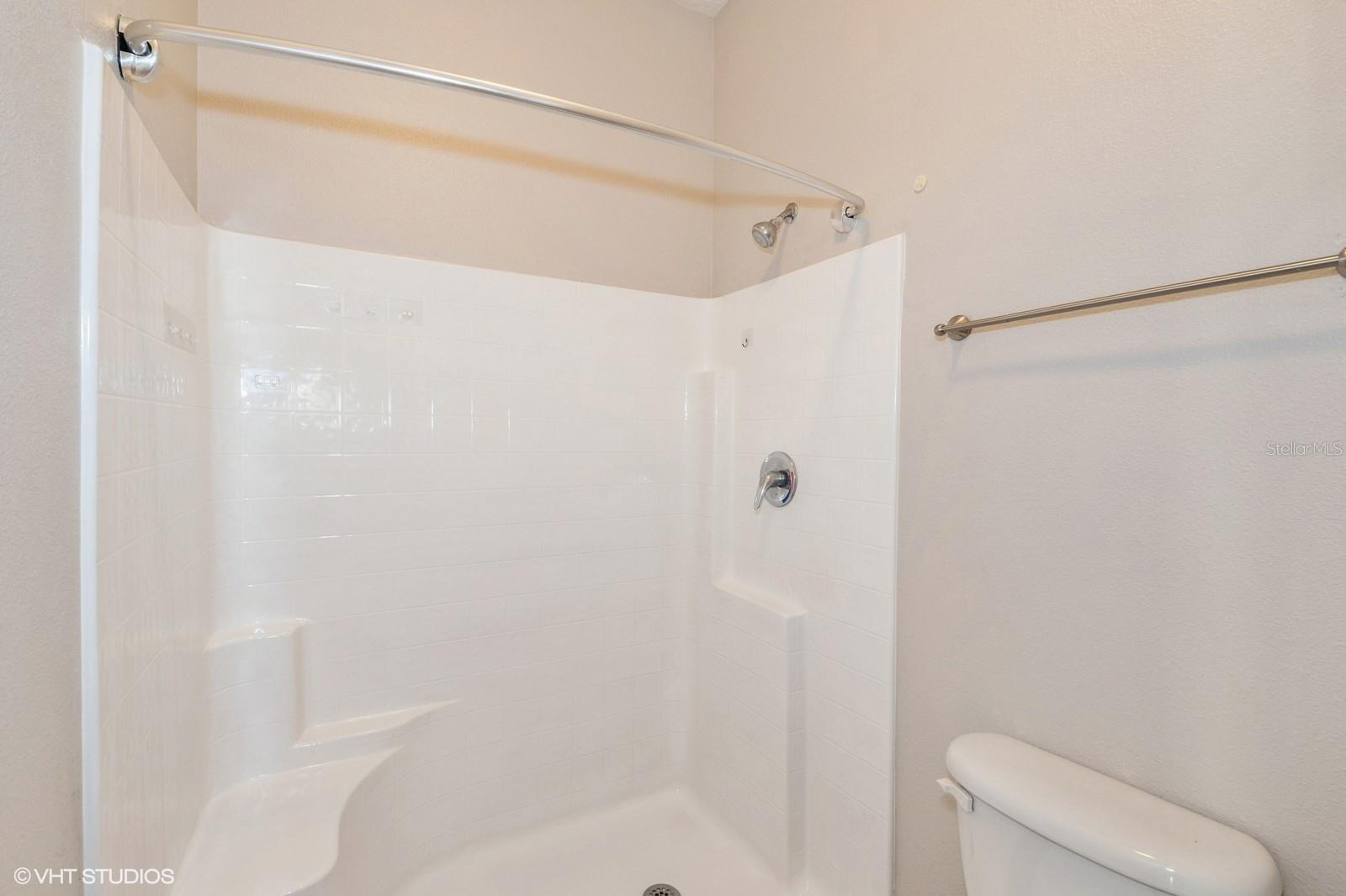 5490 SILVER THISTLE LANE