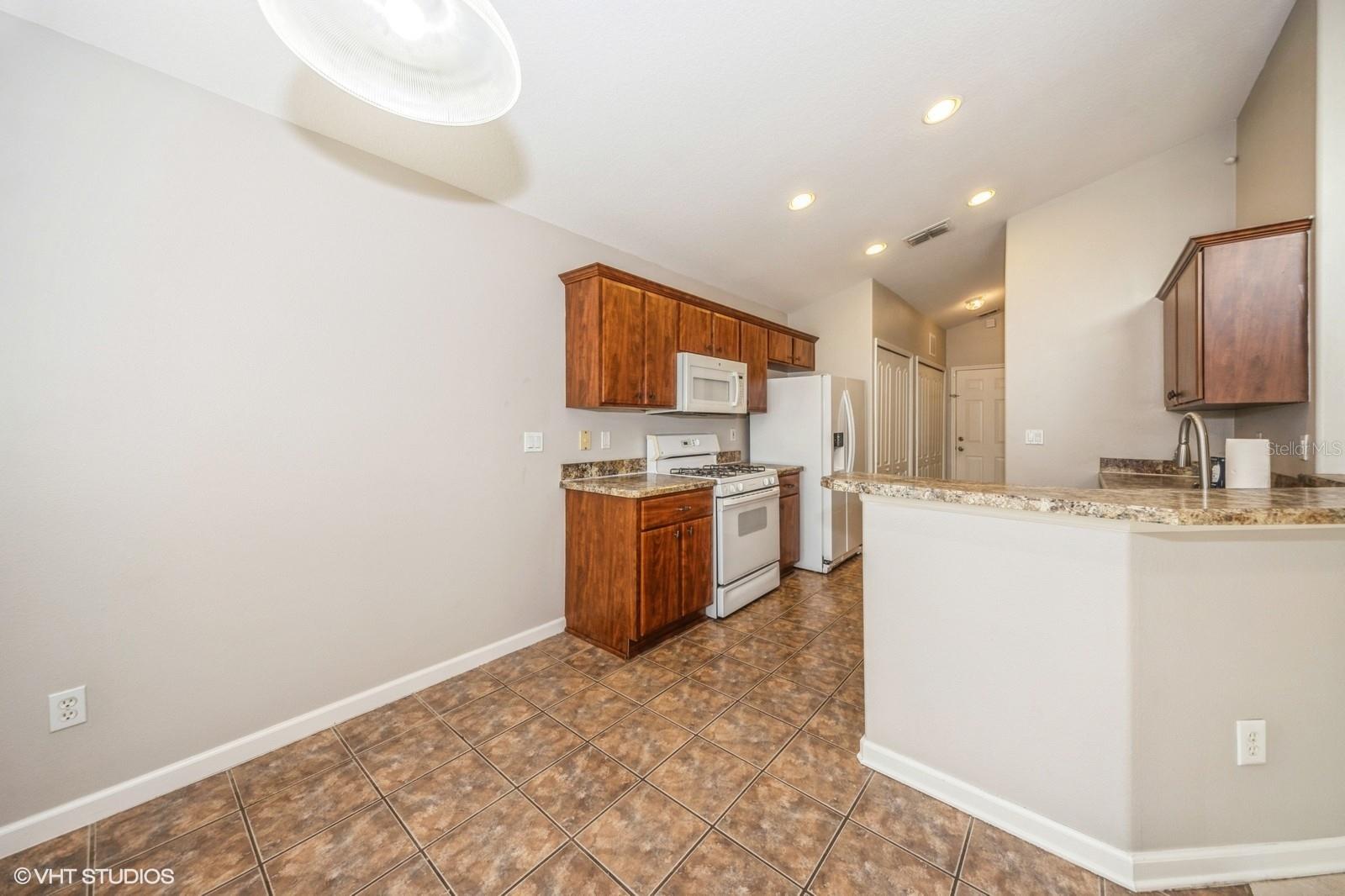 2901 WILSHIRE ROAD