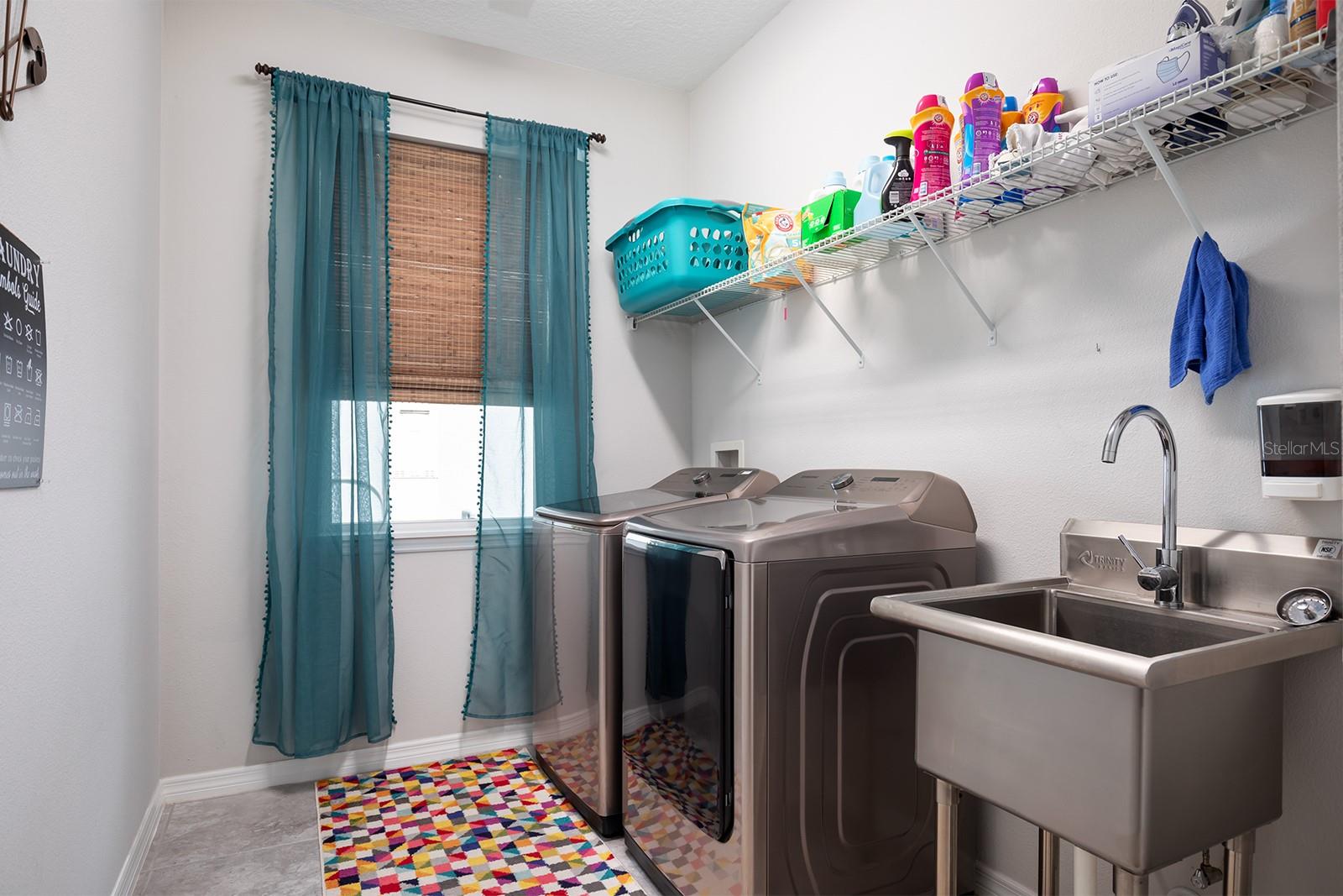 858 ZEEK RIDGE COURT