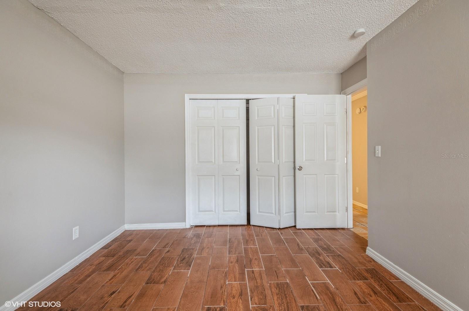 507 GLADE COURT