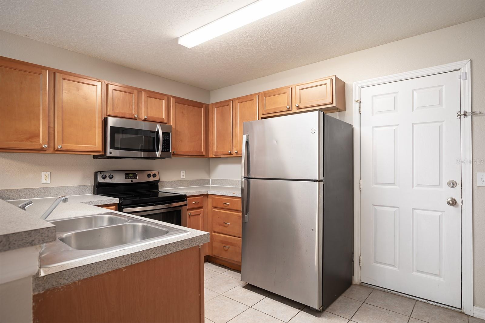 693 CRESTING OAK CIRCLE Unit: 109