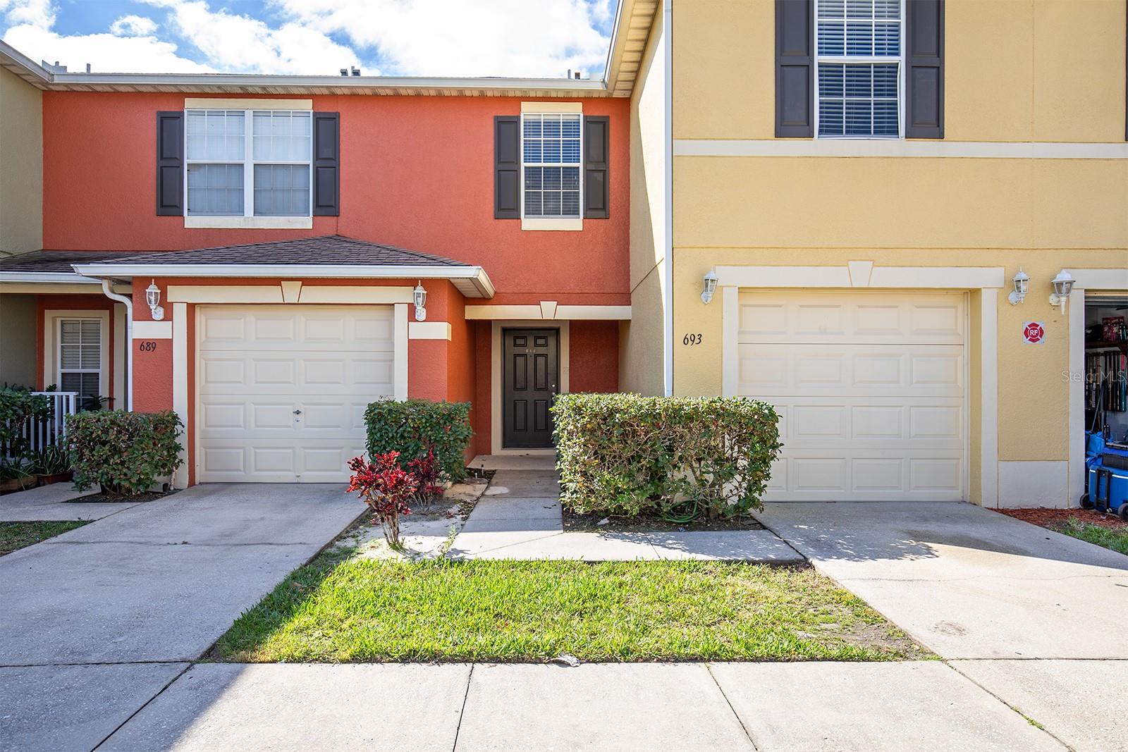 693 CRESTING OAK CIRCLE Unit: 109